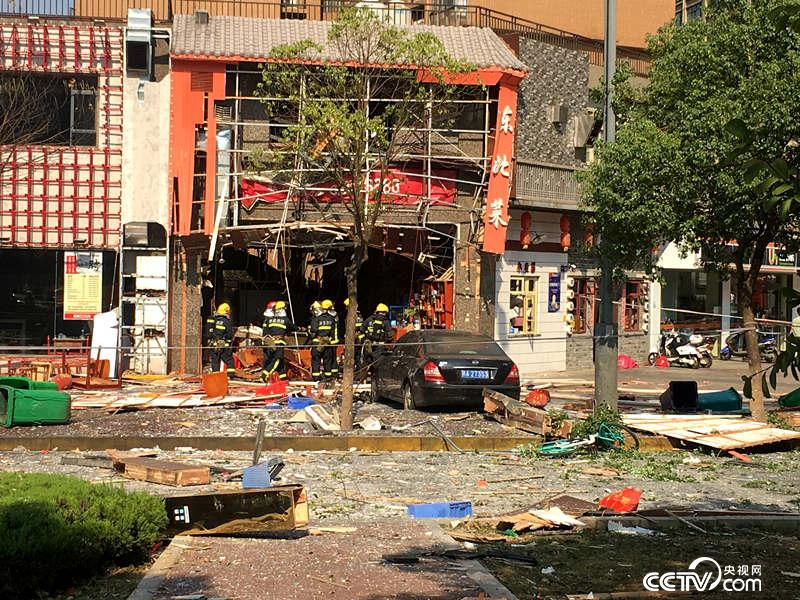 事故現場(袁育堃/攝)